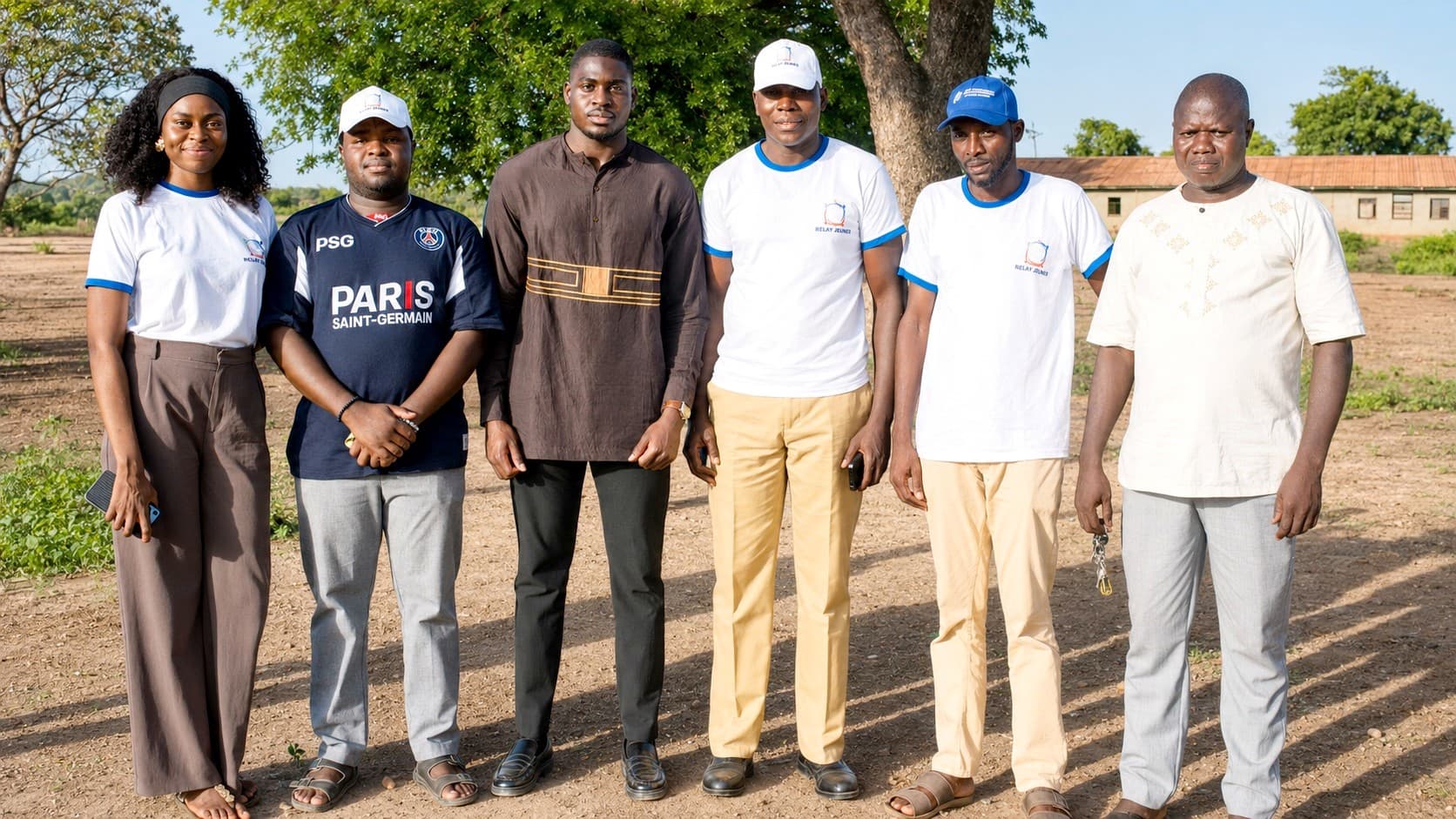 Les responsables et bénévoles d’Éclat Bénin réunis autour de leurs actions de terrain